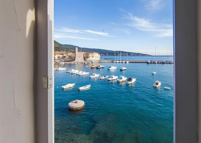 Martina Apartament Komiža